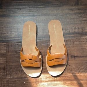 Pretty Little Thing, brown Women’s sandals, 🆕NIB!!